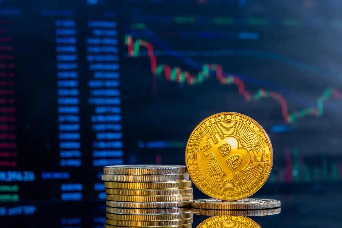 (Live) „Crypto News“ šiandien, rugsėjo 5 d. – „Bitcoin Price“ padidėja iki 112 000 USD, nes „Altcoins“ atsilieka: Geriausias kriptovaliutas pirkti?