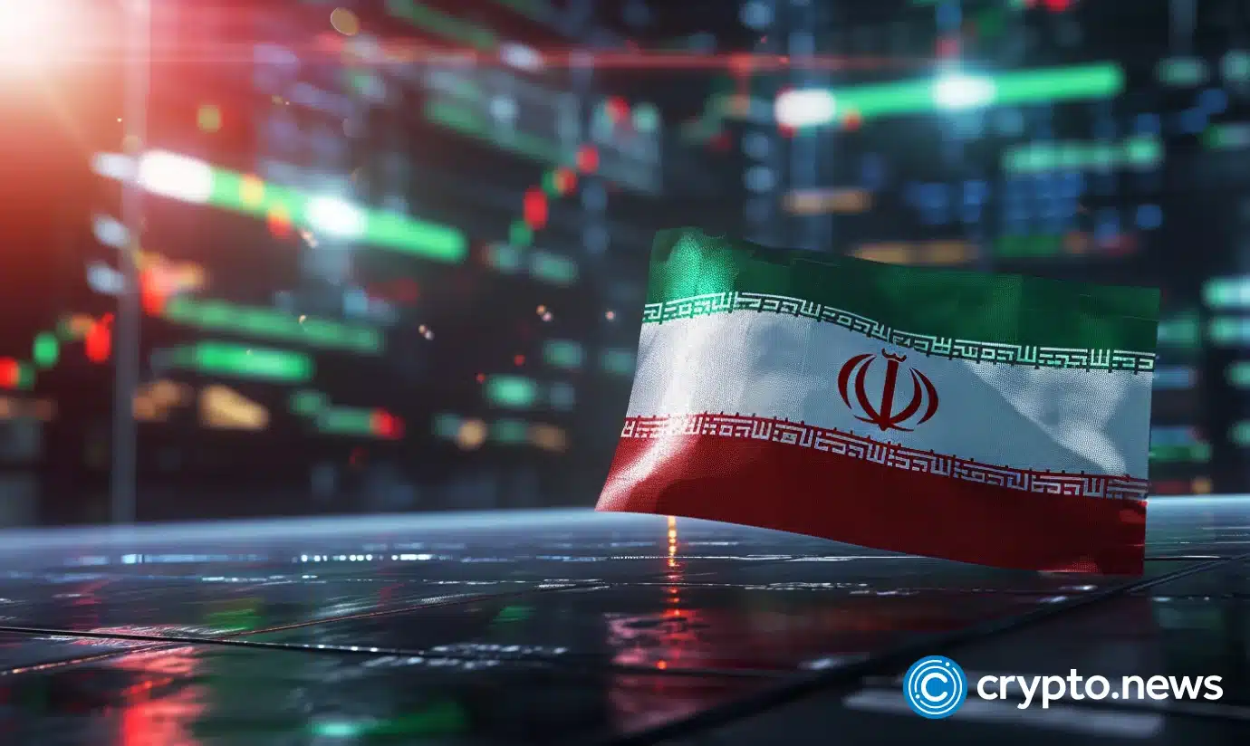 Trumpas perspėja Iraną dėl naujų streikų, kylant naftos kainoms