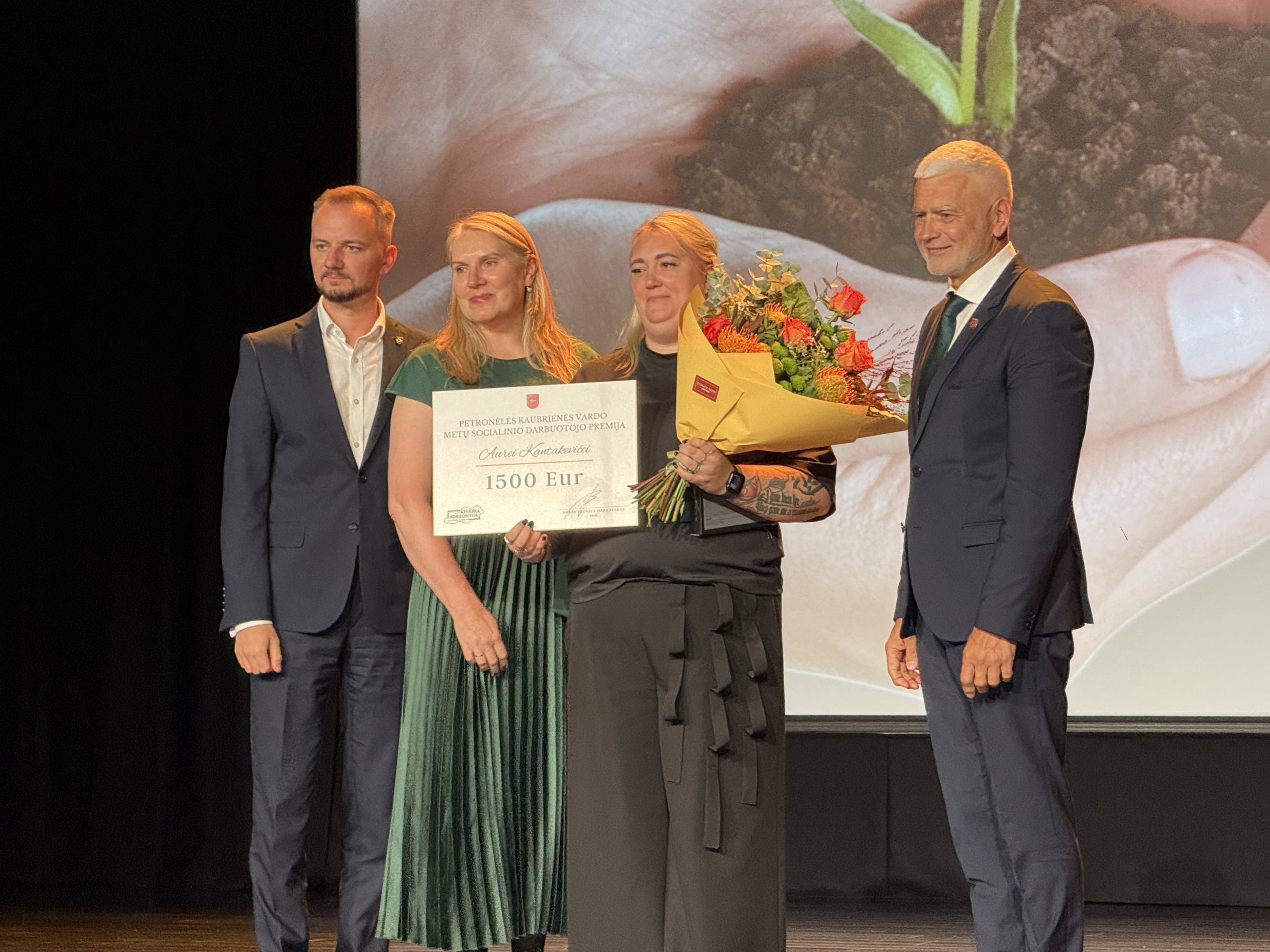 Minint Socialinių darbuotojų dieną įteiktos dvi Petronėlės Kaubrienės premijos